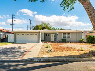 1008 W Avenue J13, Lancaster, CA, 93534