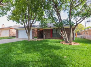2210 Gresham Dr, Amarillo, TX 79110