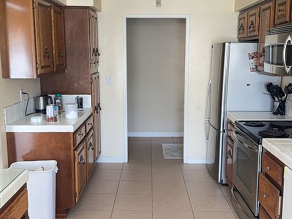 5th image of 24665 Sylvan Glen Ct #4