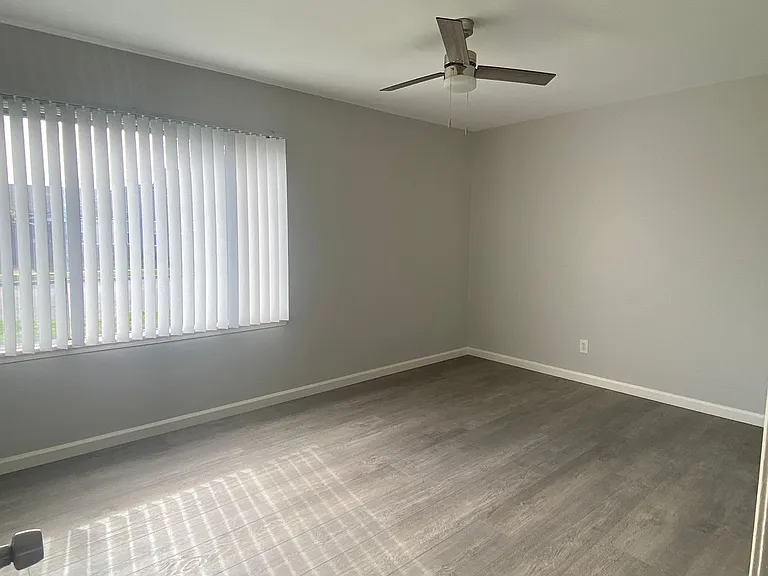 2245 Granada Ave — Photo 7