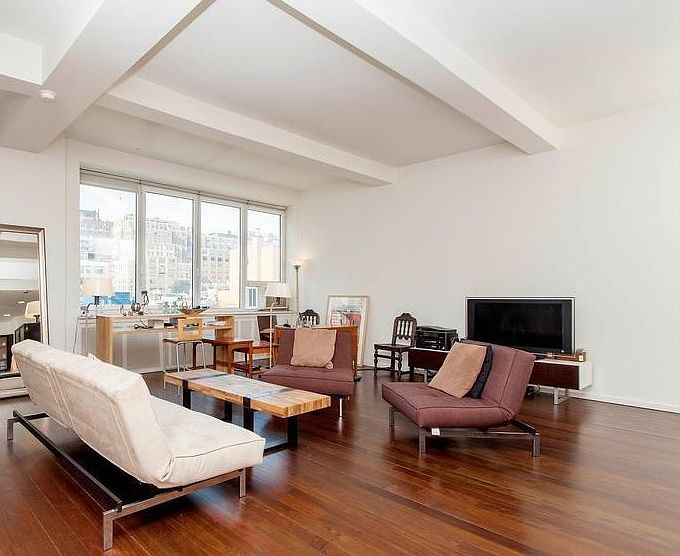 1st image of 251-253 W 19th St #7B