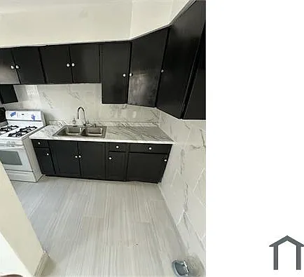 3682 Bedford St #2 — Photo 12