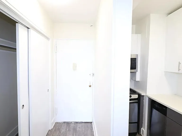41-40 Denman St #1R — Photo 3