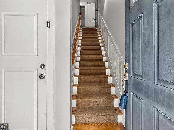 2nd image of 1223 Watson Trl SE