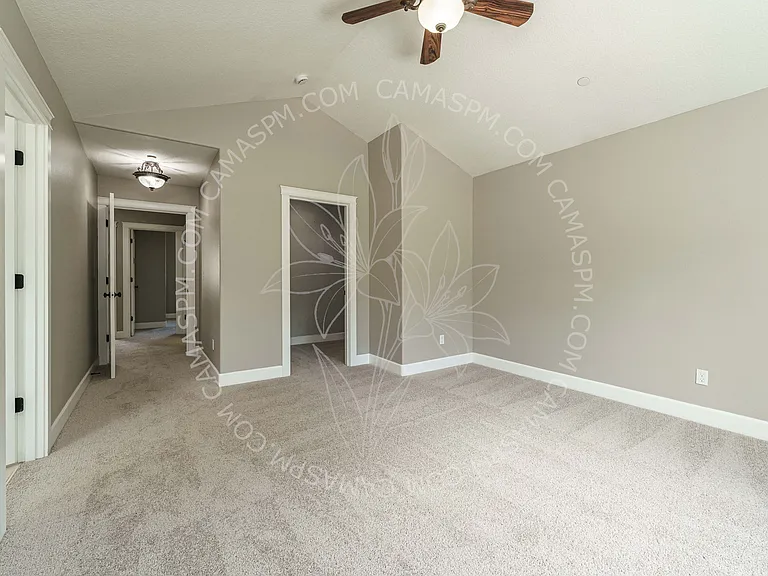 620 NW Ivy St — Photo 29