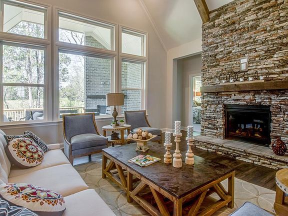 2nd image of 1073 Montrose Dr #70