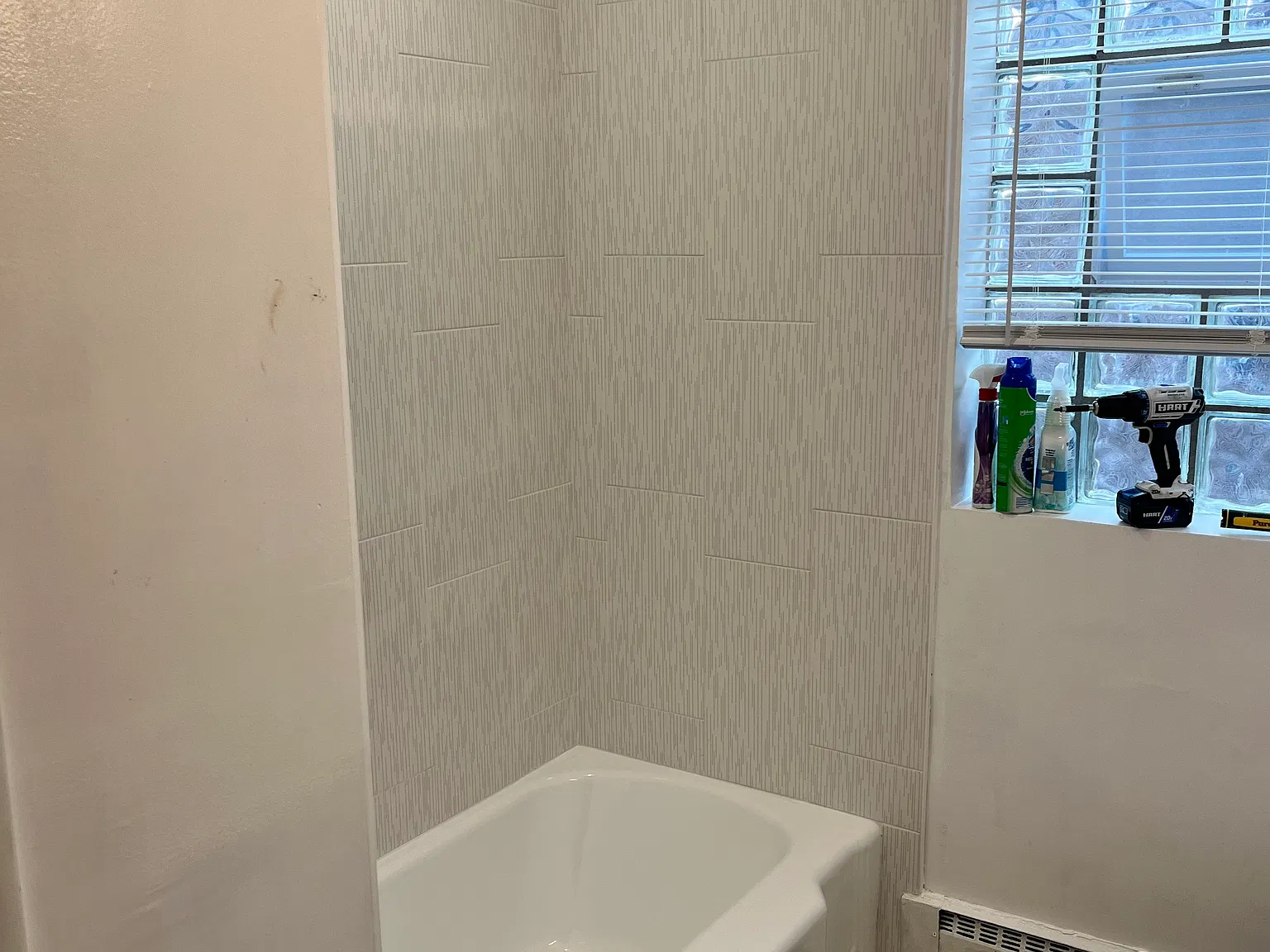 1 bed, $1,300 — Photo 4