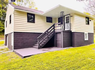 208 Memorial Hwy, Fleetwood, PA 19522
