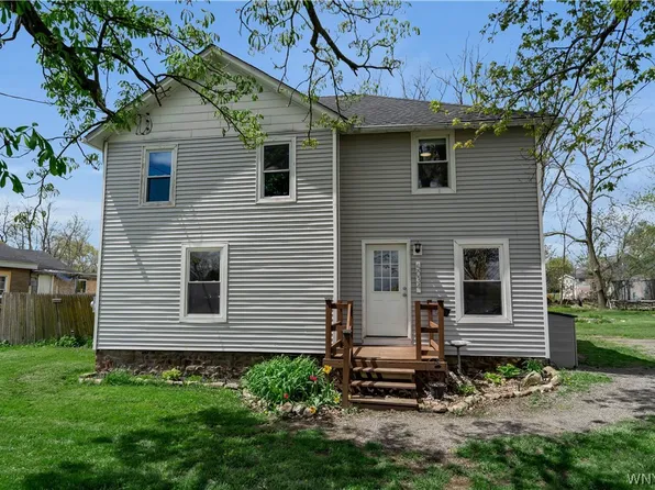 5034 E Shelby Rd, Medina, NY 14103