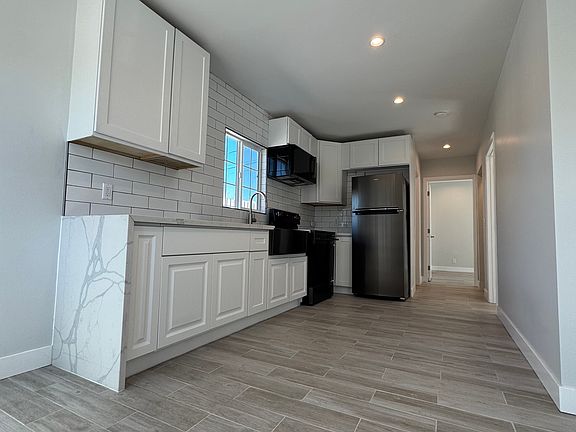 5th image of 649 W Avenue J8