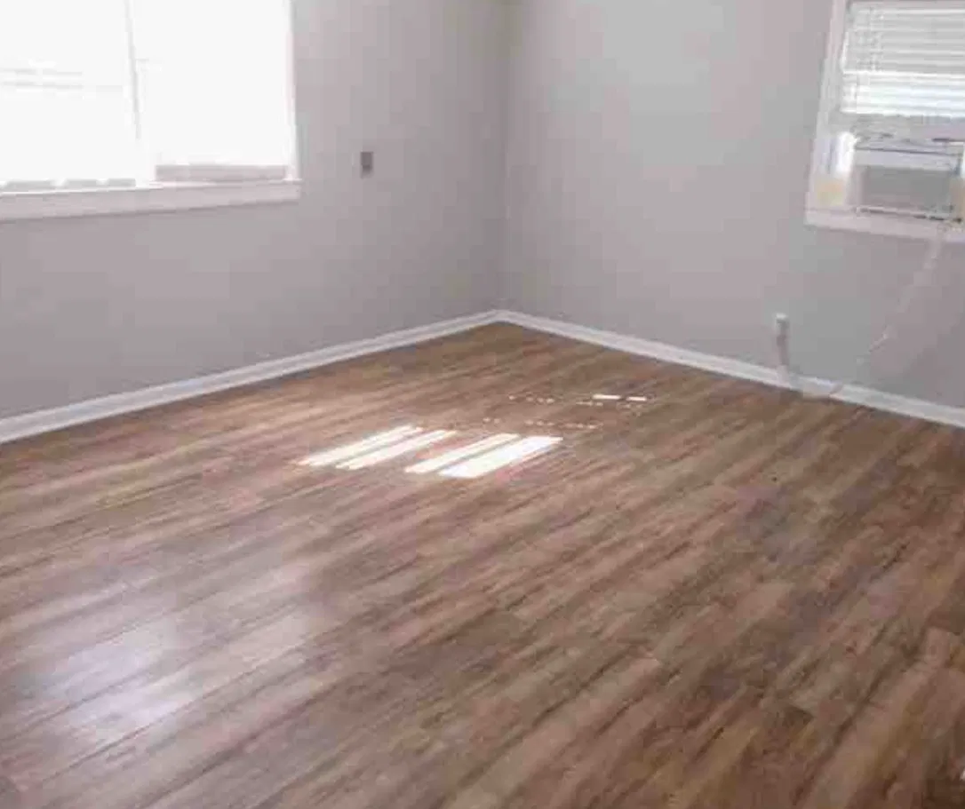 2 bed, 500 sqft, $1,100 — Photo 2