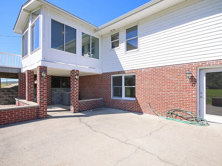 5150 Blacksburg Rd — Photo 24