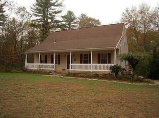 957 Hill Farm Rd, Coventry, RI 02816