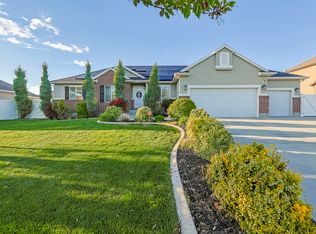 3512 W Eurasian Crane Rd, Clearfield, UT 84015