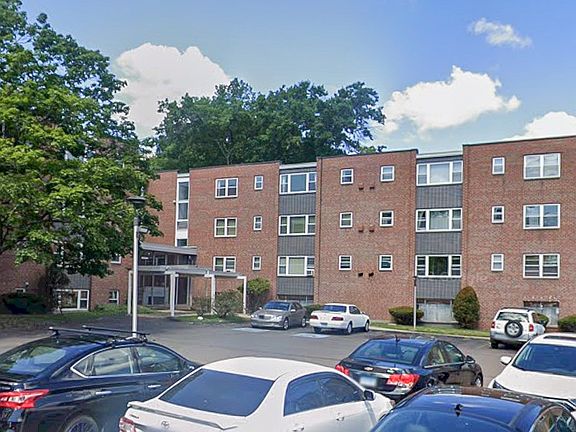 4th image of 53 Wolcott Hill Road #C12