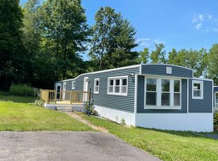 27 Patricia Ln, Naugatuck, CT 06770