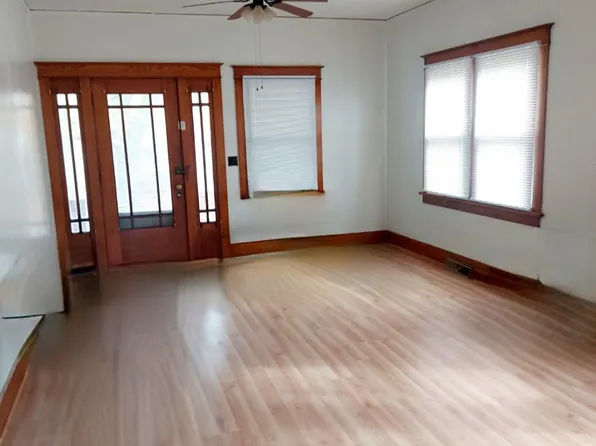 (undisclosed Address), Springfield, IL 62703