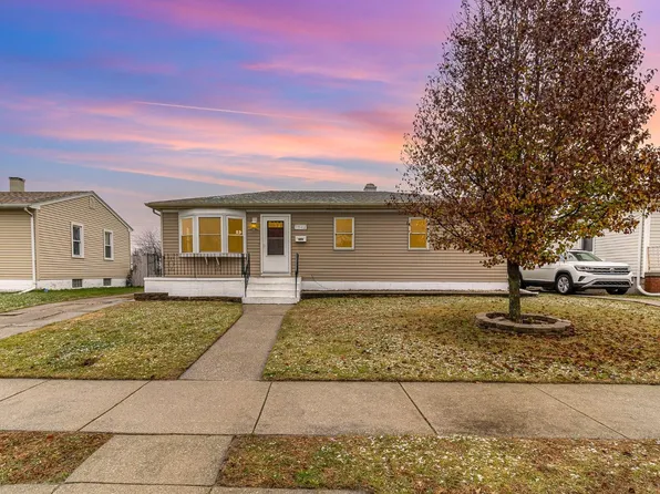 7542 Montana Ave, Hammond, IN 46323