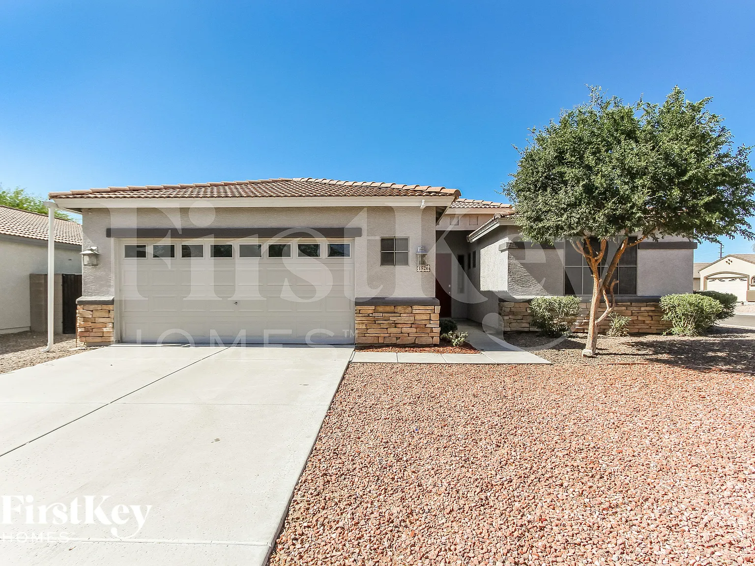 3 bed, 2.0 bath, 1804 sqft, $2,390 — Photo 1