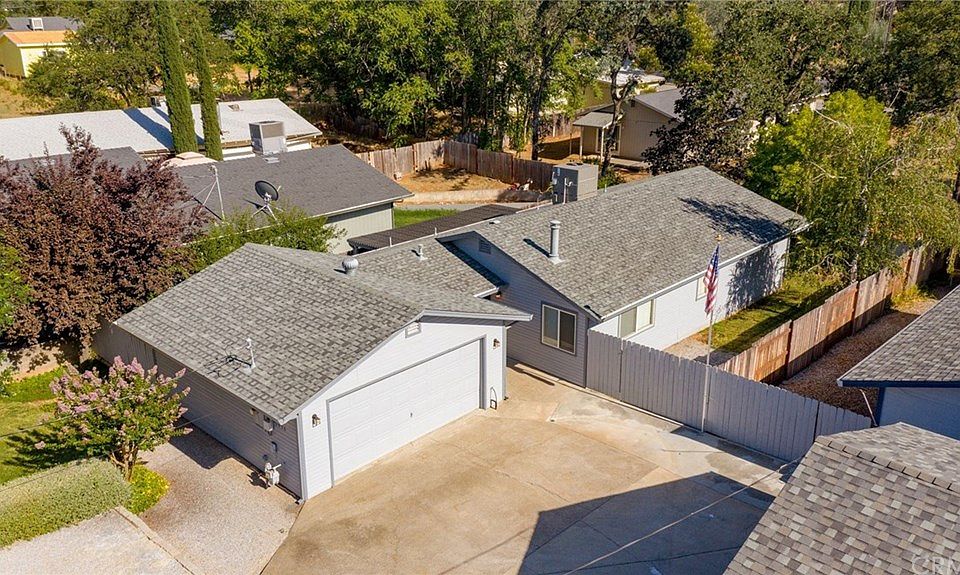 1st image of 3956 La Mesa Ave
