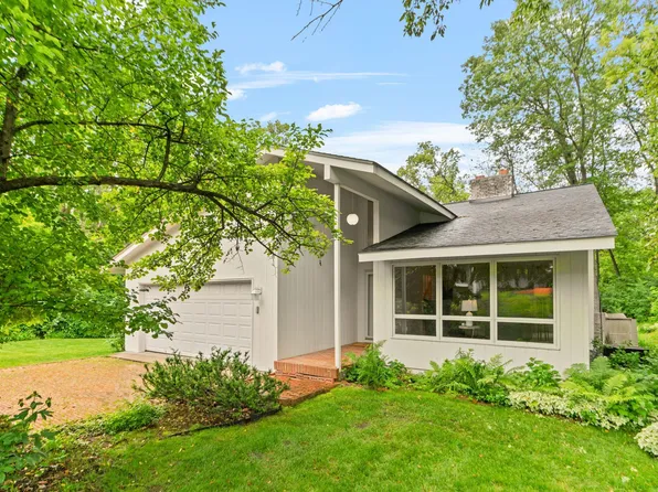 2408 Indian Rd W, Minnetonka, MN 55305
