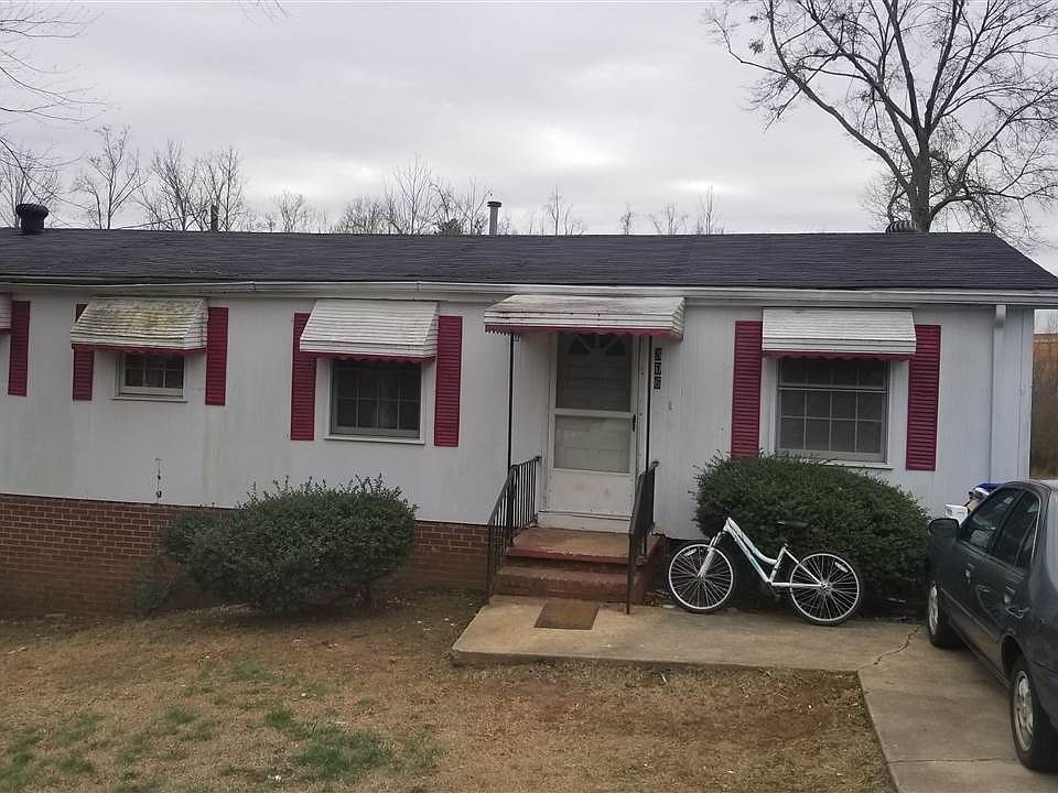 1st image of 306 E Branyon Heights Ave