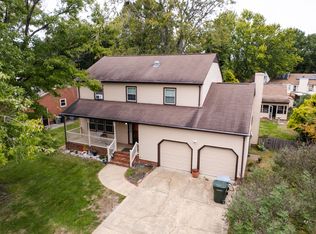 313 Riverside Dr, Hampton, VA 23669