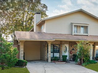 718 Intrepid Dr, Garland, TX 75043