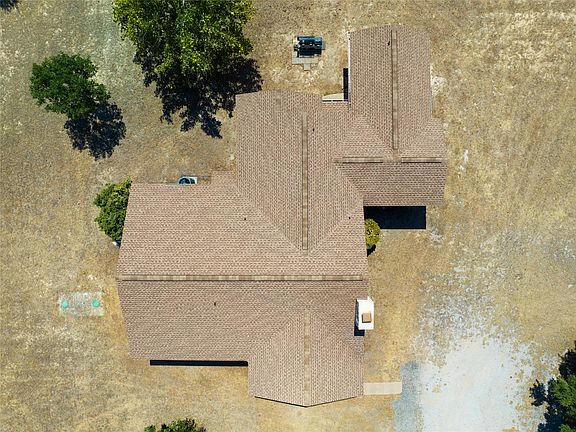 4th image of 120 Craigen Rd