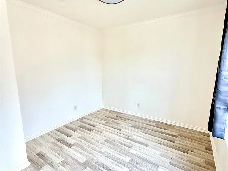 12502 Venus Park Ln — Photo 10