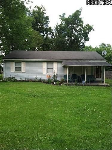 2nd image of 2818 Roy St