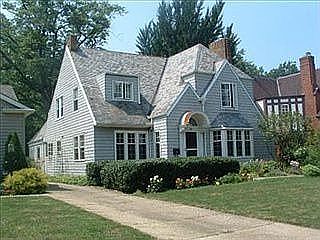 4th image of 1060 Kenneth Dr