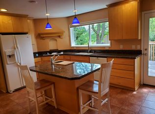 15227 SE Meadowlark Ln, Milwaukie, OR 97267