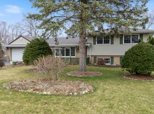 2N265 Bernice Ave, Glen Ellyn, IL 60137