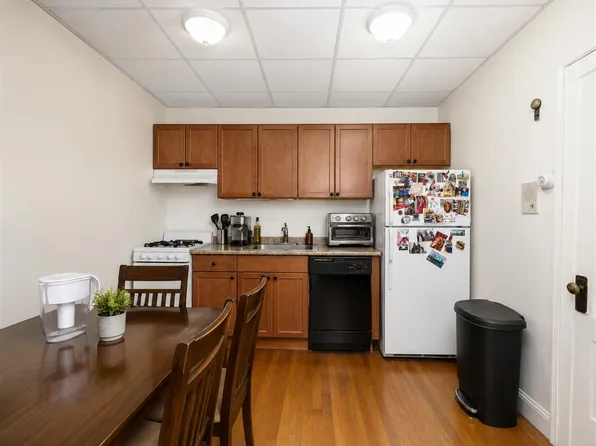 38 College Ave, Somerville, MA 02144