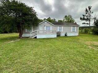 399 Dutchess Rd, Douglas, GA 31535