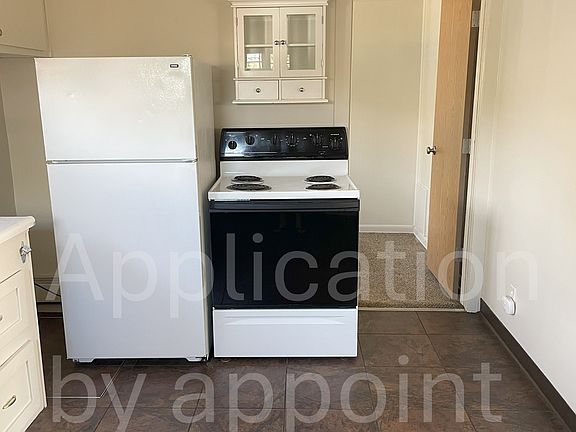 3rd image of 1310 Sherwood St