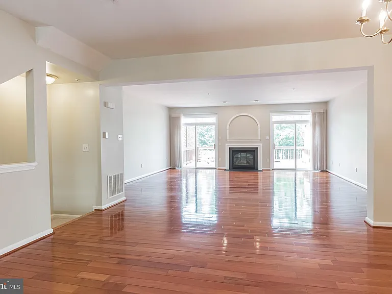 11715 Gunners Dr — Photo 6