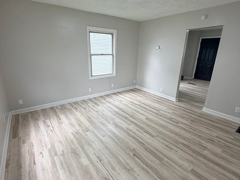 708 S Purdum St #708 — Photo 3