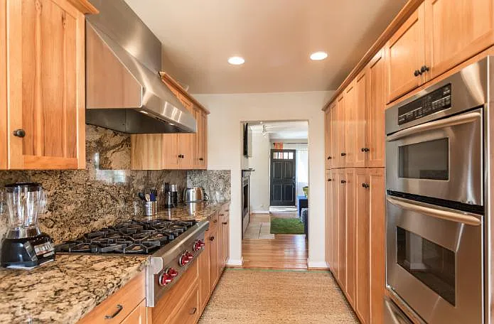 416 Virginia St — Photo 7