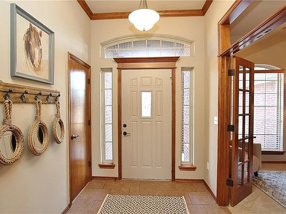 3rd image of 11829 SW 17 St