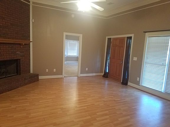 4th image of 11 Lee Road 2076