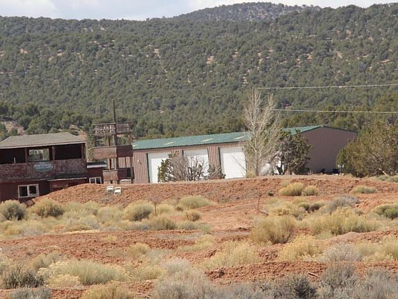 5th image of 3164 S Tripple Rd