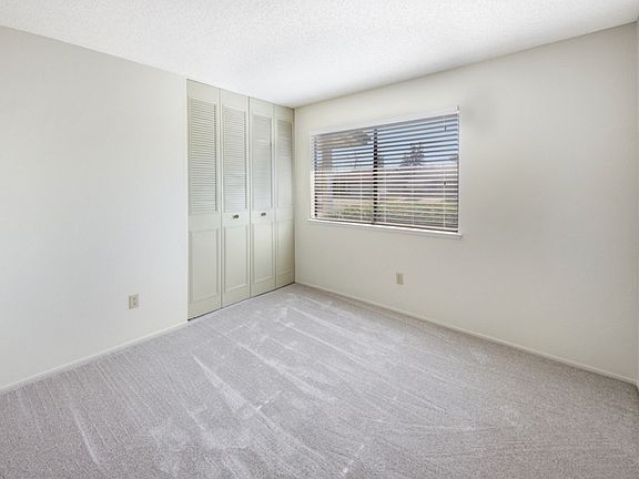 4th image of 29 Trent Ct