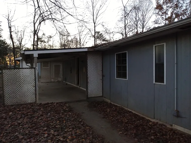 4563 Cherokee Dr — Photo 6