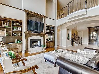 4th image of 980 Woodstream Dr