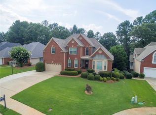 904 Fairview Club Cir, Dacula, GA 30019