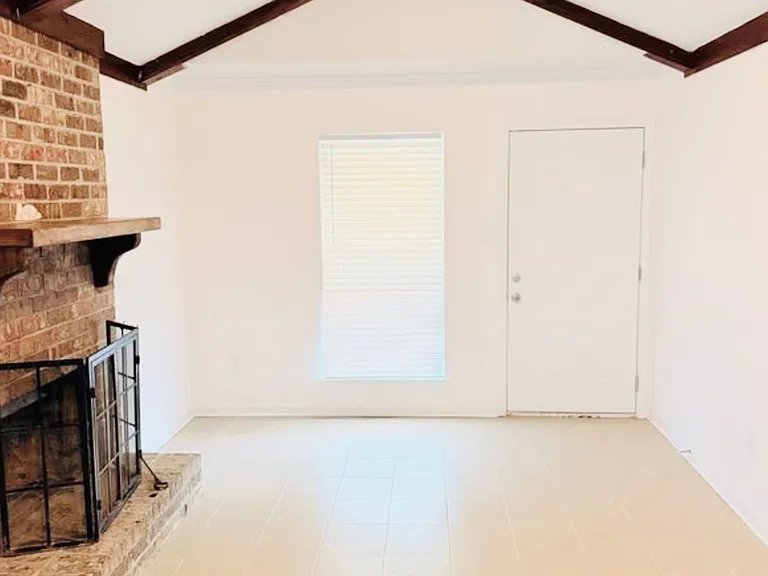 10048 El Scott Ave — Photo 3
