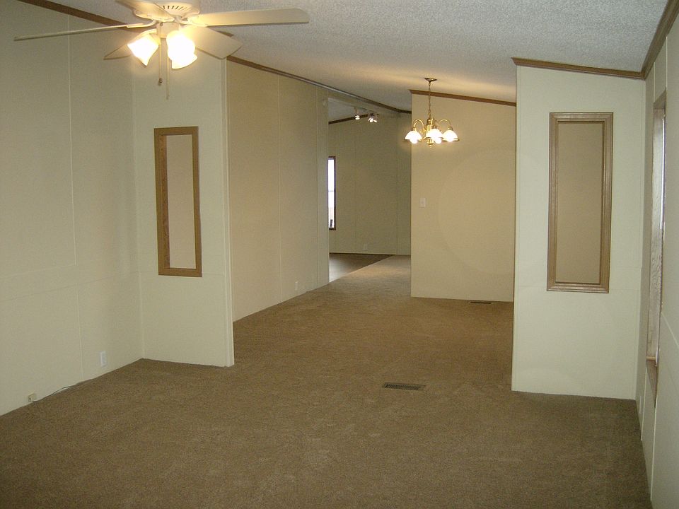 2nd image of 17165 Diane Dr