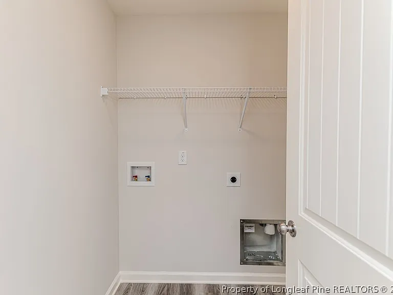 87 Onslow Ct — Photo 23